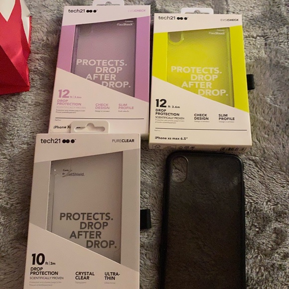 iPhone XS Max case - Picture 1 of 3